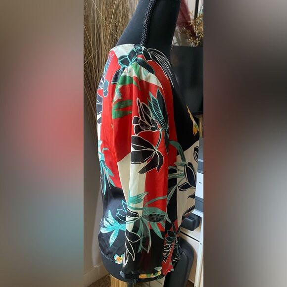 Elegant Floral Women's Tunic - Picture 8 of 8